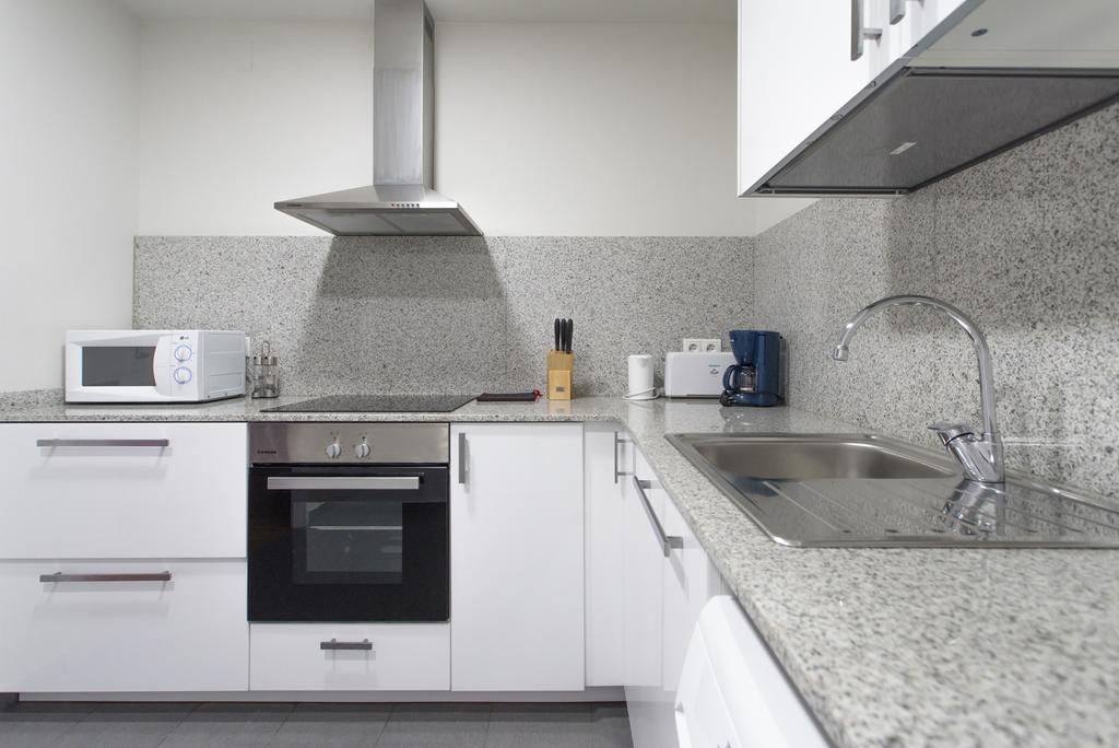 Urban Apartment *